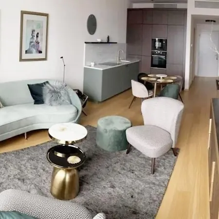 Lägenhet Luxury Flat In Sky Park, Castle View, Free Parking