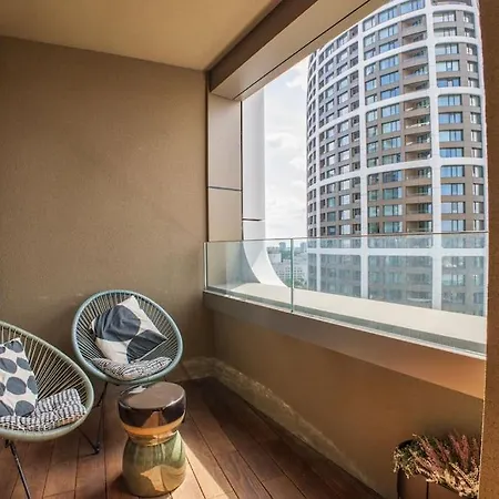 Apartment Luxury Flat In Sky Park, Castle View, Free Parking