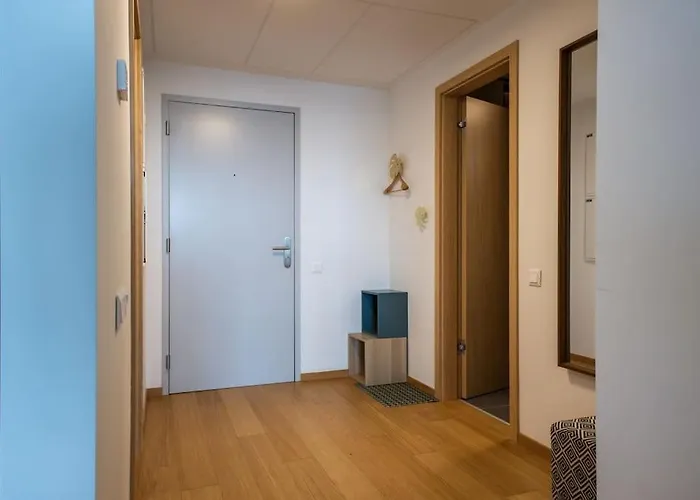 Luxury Flat In Sky Park, Castle View, Free Parking * براتسيلافا