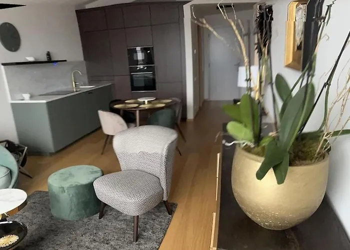 Luxury Flat In Sky Park, Castle View, Free Parking Apartmán *