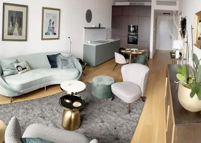 Apartmán Luxury Flat In Sky Park, Castle View, Free Parking